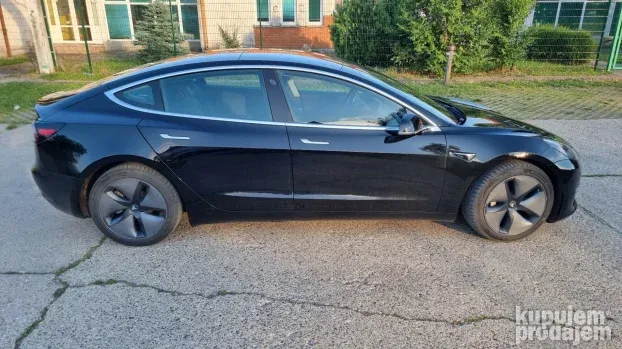 2019 Tesla Model 3 long range dual moto