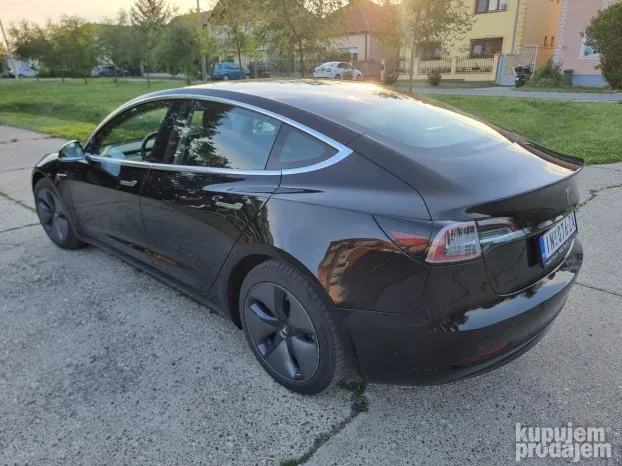 2019 Tesla Model 3 long range dual moto