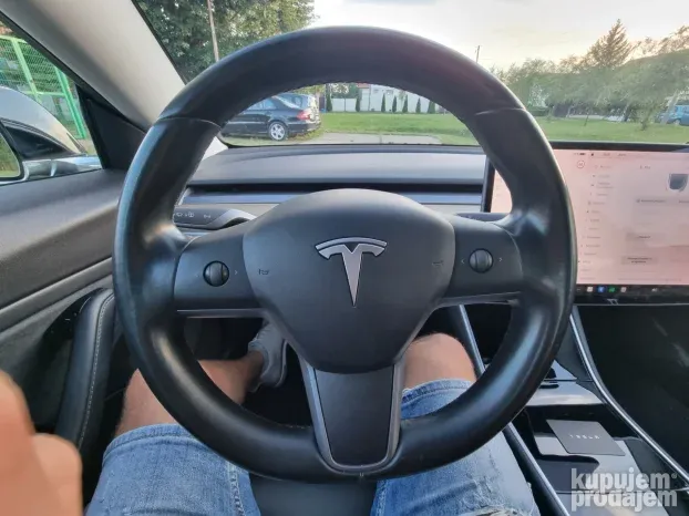 2019 Tesla Model 3 long range dual moto