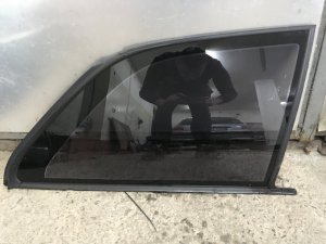 Zadnje Bocno Staklo Prtljaznika BMW E36 Karavan