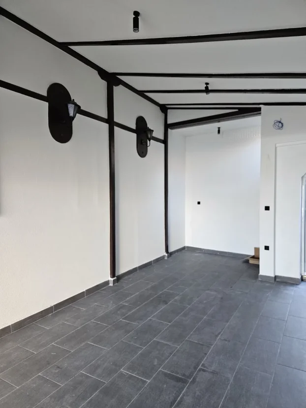 Crveni Krst, 3.0 trosobna, 150 m²