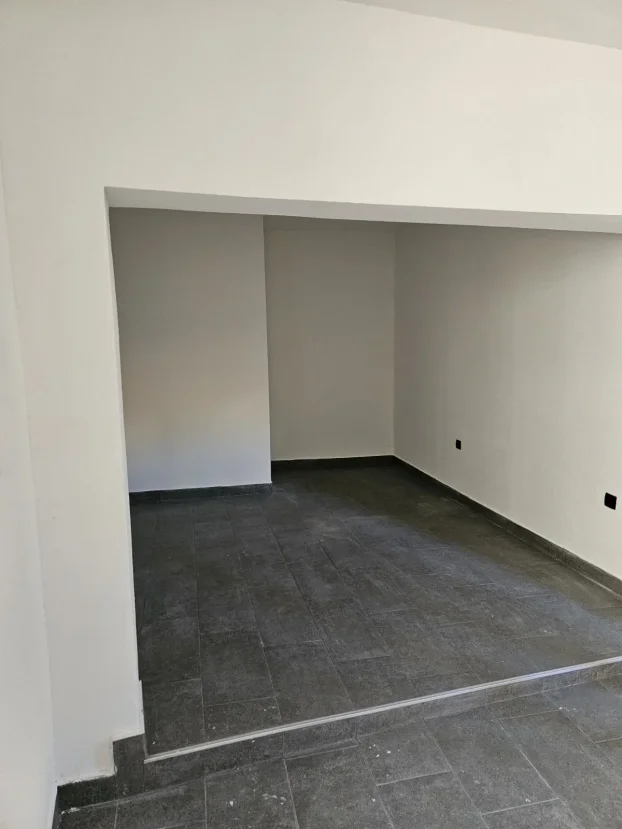 Crveni Krst, 3.0 trosobna, 150 m²