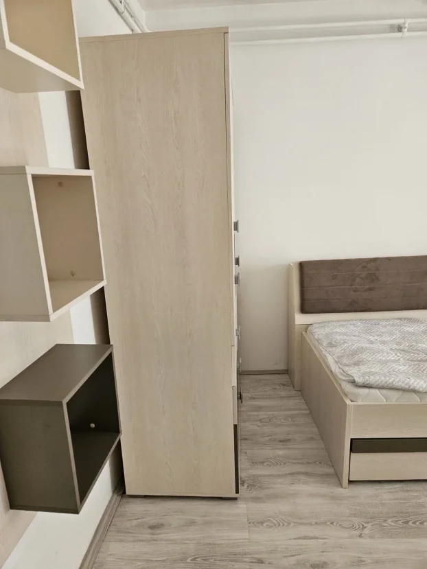 Crveni Krst, 3.0 trosobna, 150 m²