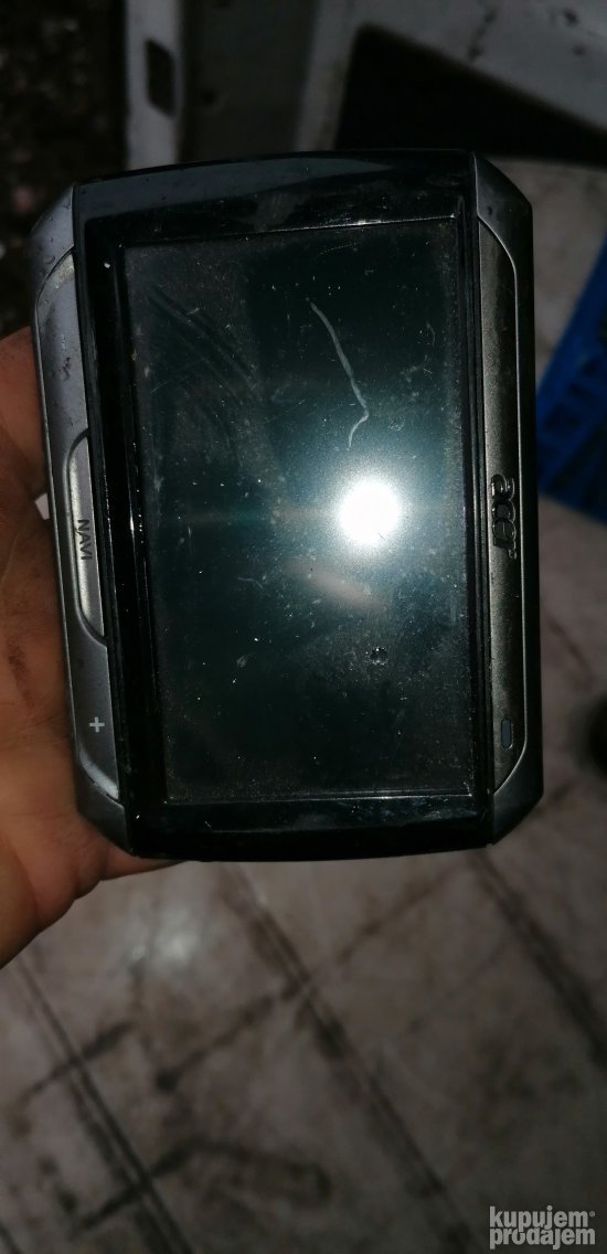 navigacija za auto acer p600 neispitana