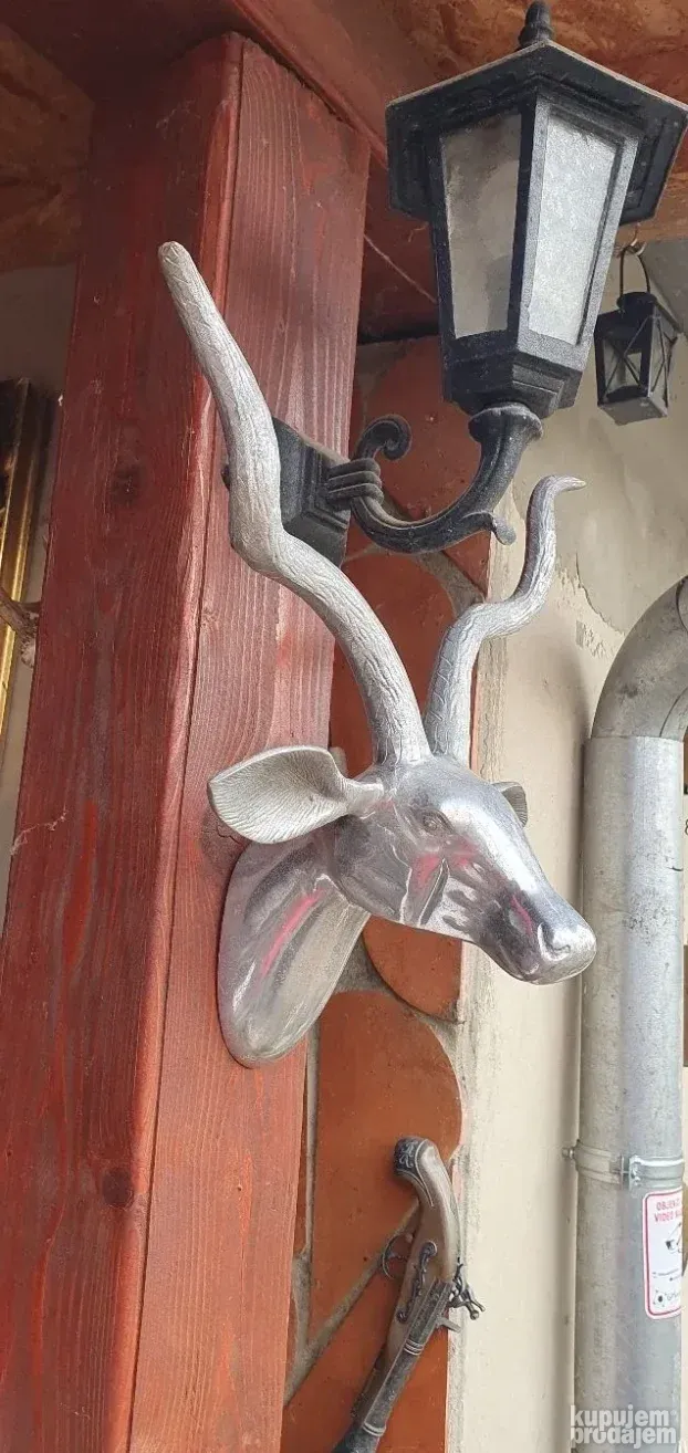 Trofej gazela od aluminijuma dekoracija