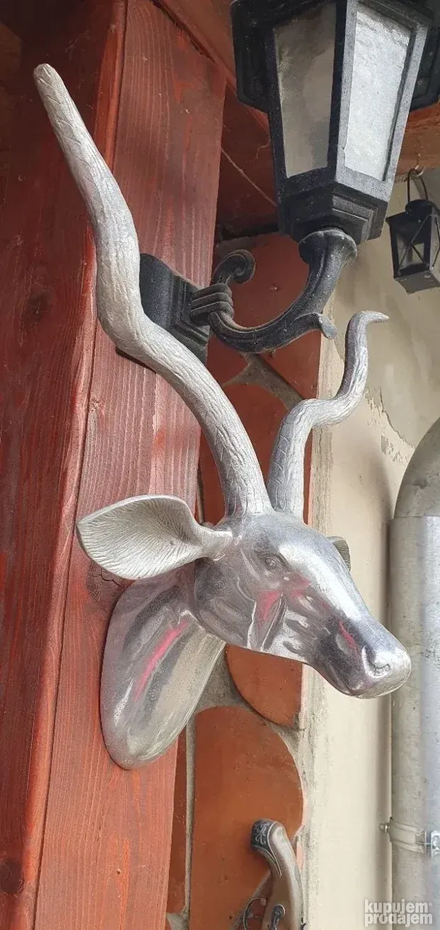 Trofej gazela od aluminijuma dekoracija