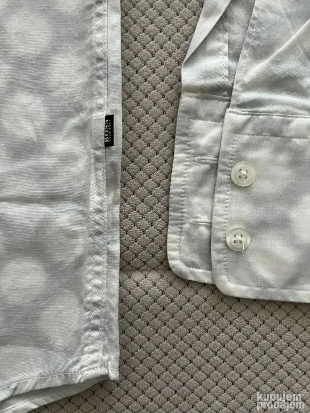 Sivo bela tufnasta kosulja (L) Hugo Boss - Made in Italy