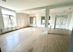 Vrčin, Bulevar Revolucije, magacin i lokal (ID: 1285) ID#1285