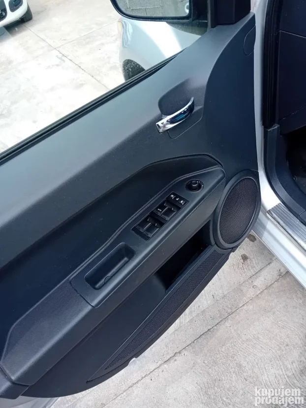 2010 Dodge Caliber 2.0 