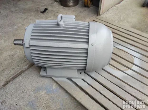 Trofazni elektro motori,reduktori,turbine,remenice