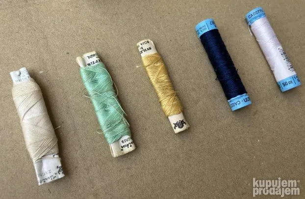 KONCI za ŠIVENJE - Svileni, Pamučni i Polyester, 19 kom.