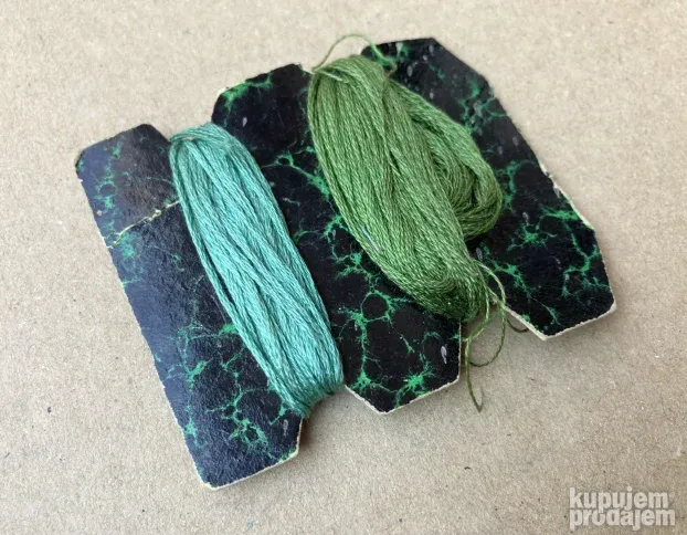 KONCI za ŠIVENJE - Svileni, Pamučni i Polyester, 19 kom.