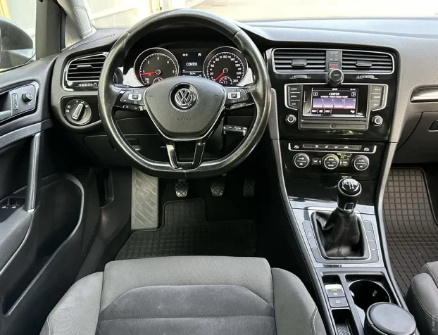 2013 Volkswagen Golf 7 1.6tdi 105ks