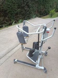 Dizalica za nepokretne slabopokretne