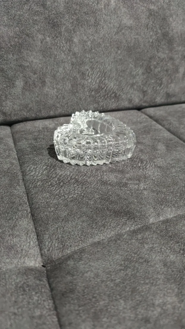 Kristalna satulica za nakit