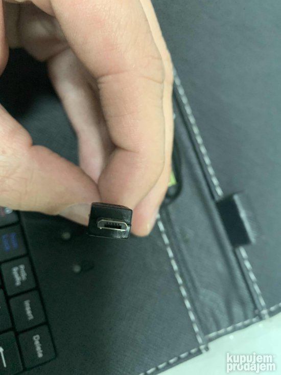 Futrola sa Tastaturom za Tablete do 10inch