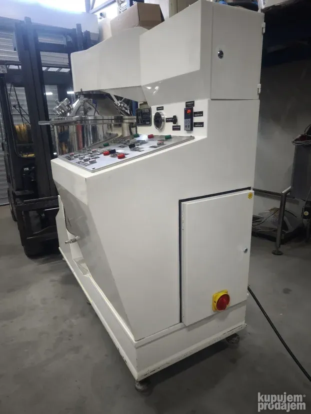 NOV NOV Vakuum homogenizator sa mešačem Dumek 100 lit