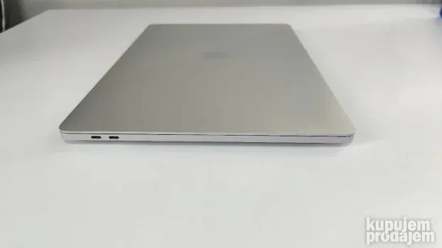 Macbook PRO 16 2019 A2141 SILVER Core i9 32gb 512ssd