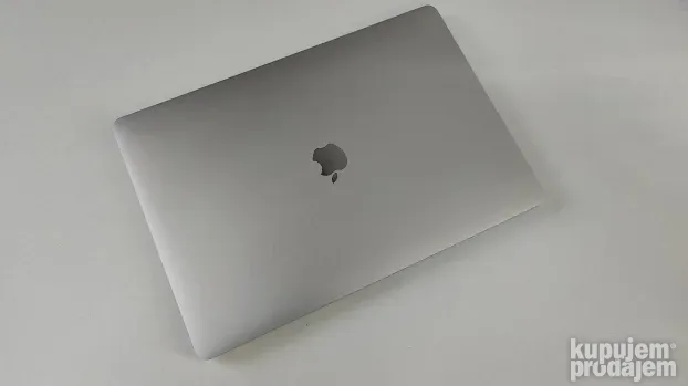 Macbook PRO 16 2019 A2141 SILVER Core i9 32gb 512ssd