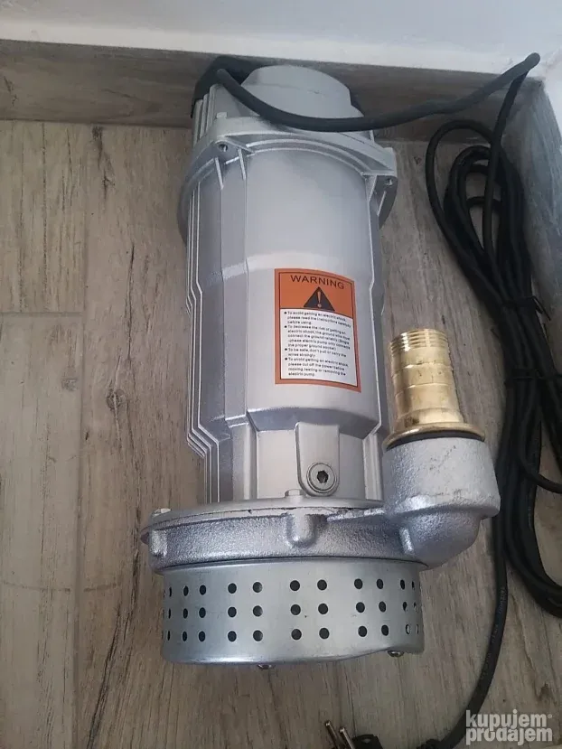 Potapajuca pumpa za cistu vodu