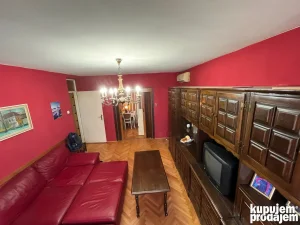 Grada Sirena, Kragujevac, Centar, 3.0 trosoban, 61 m²