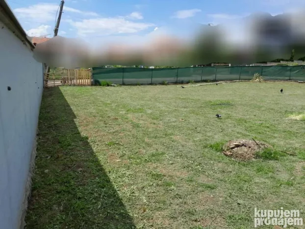 Izdaje se plac na Panteleju, 400m2