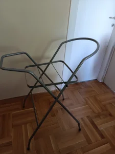 stalak za kadu