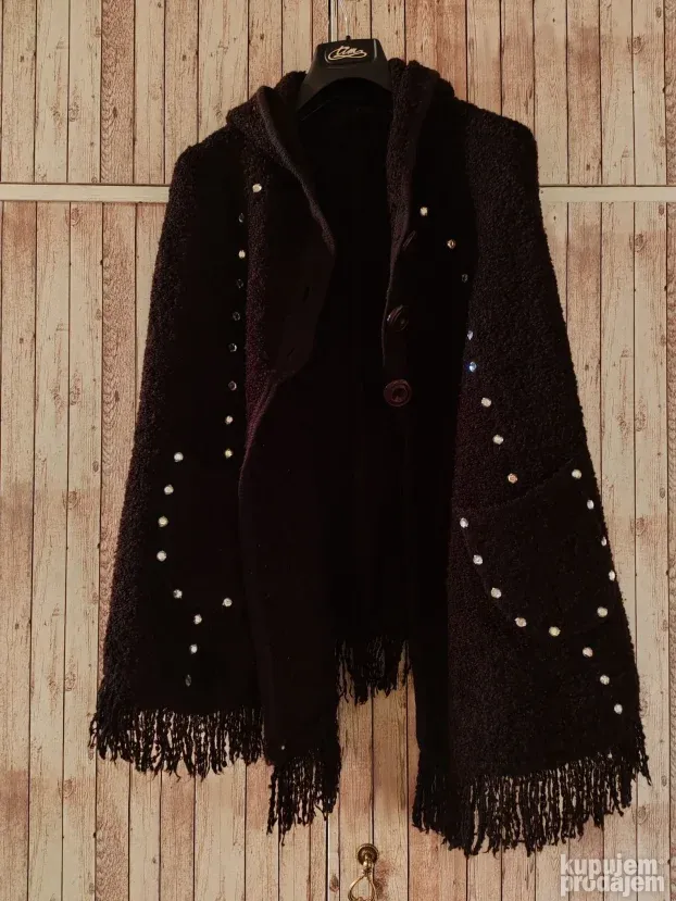 SNIŽENO! Topli mekani pončo sa kapuljačom, nov.