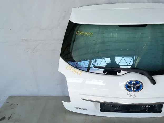 670978 Gepek Toyota Auris > 11-12