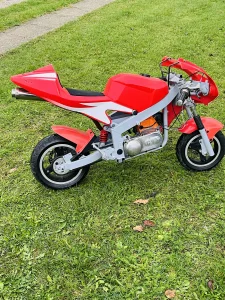 Sportski motor za decu 75 cc