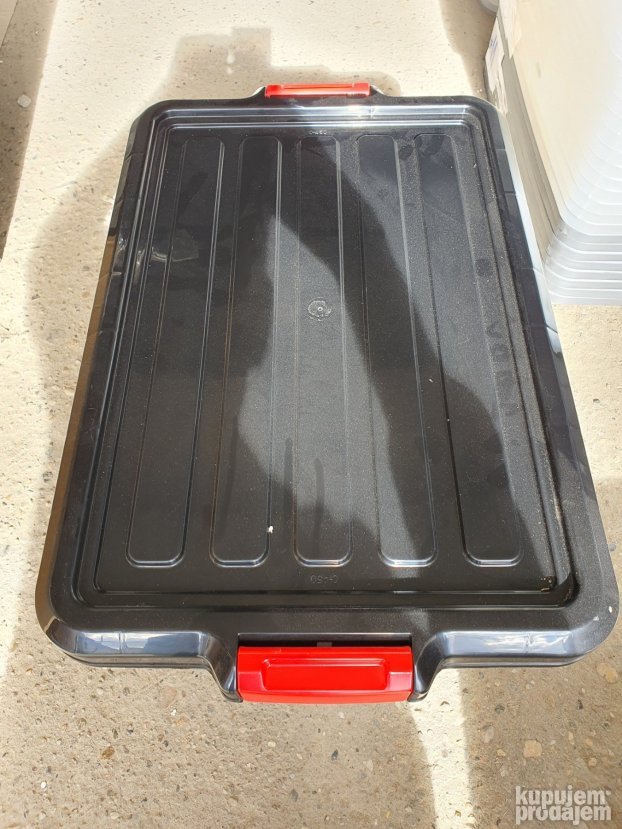 Plasticna Kutija sa Poklopcem 50L - Iris #29