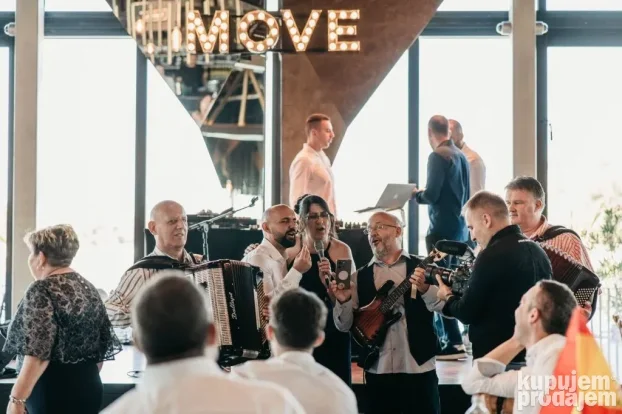 Muzika bend za svadbe rodjendane krštenja punoletstva