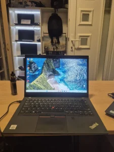 Lenovo T14/i5 10210/16gb/512ssd/14' FHD/Vrhunski laptop