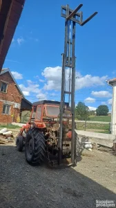 Traktorski viljuskar