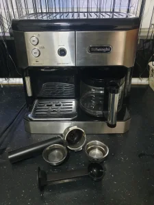 DeLonghi BCO 421 kombinovani aparat za espresso 1750W