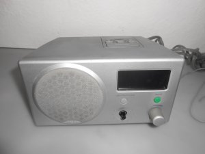Radio sat budilnik BOSTON ACOUSTICS RECEPTER RADIO