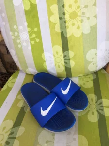 Original Nike papuce br39