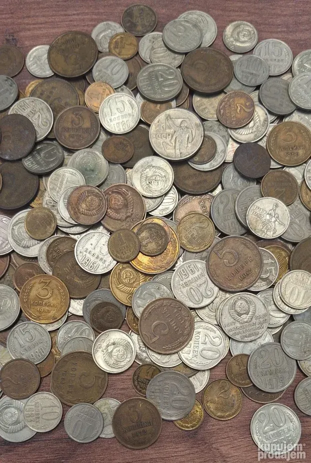 Lot preko 300 kovanica SSSR-a