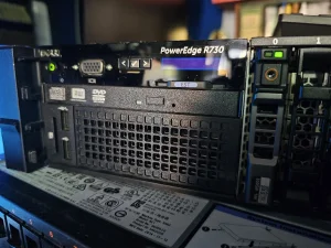 Dell PowerEdge R730 2 x E5-2667 v3