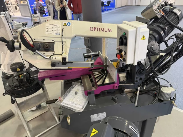 Tračna testera za metal