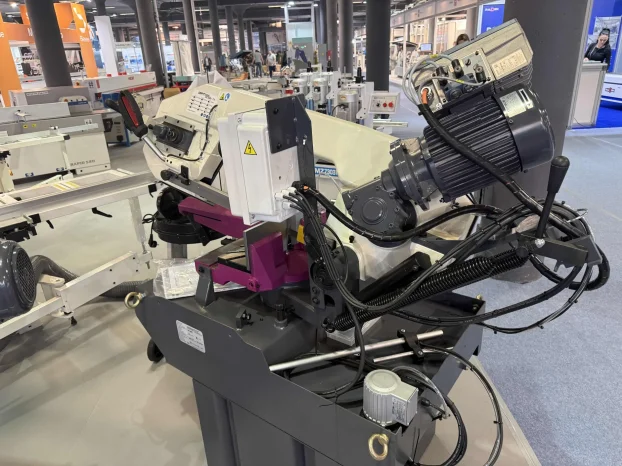 Tračna testera za metal