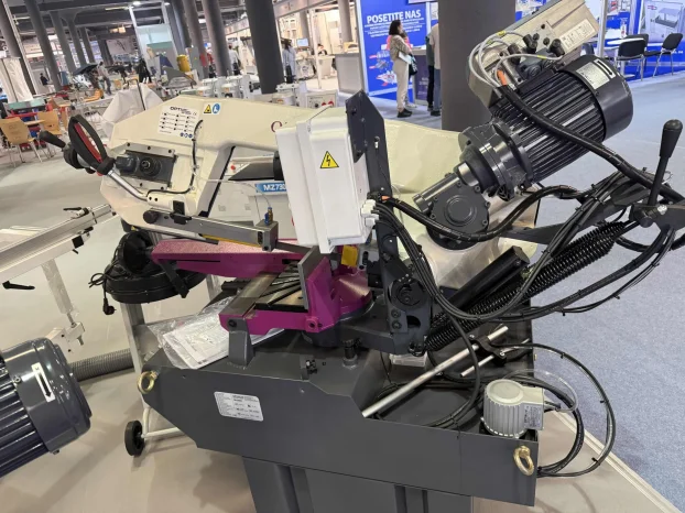 Tračna testera za metal