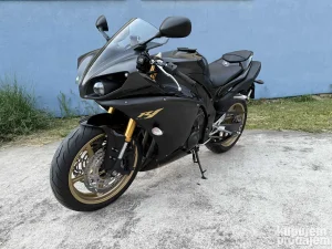 Yamaha R1 2009