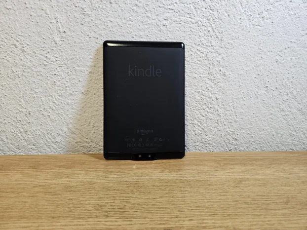 El citac knjiga Amazon Kindle D01100 2GB Black E Reader book