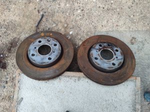 Diskovi Toyota Aygo 1.0benzin