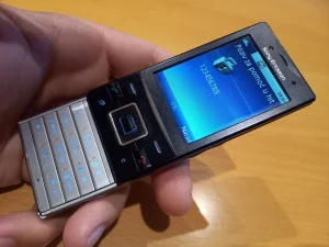 Sony ericsson j20