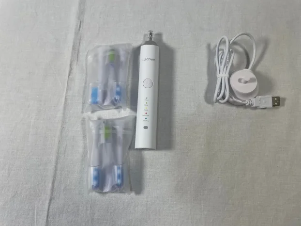 Lachen električna četkica za zube sa 6 nastavaka / glava