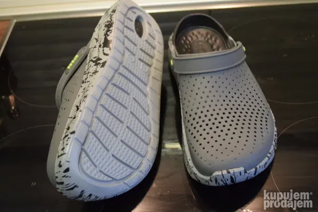 Crocs literide sivo crne