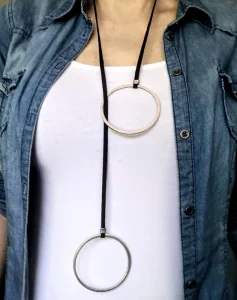 Traži se prodajno mesto za ručno izrađen nakit