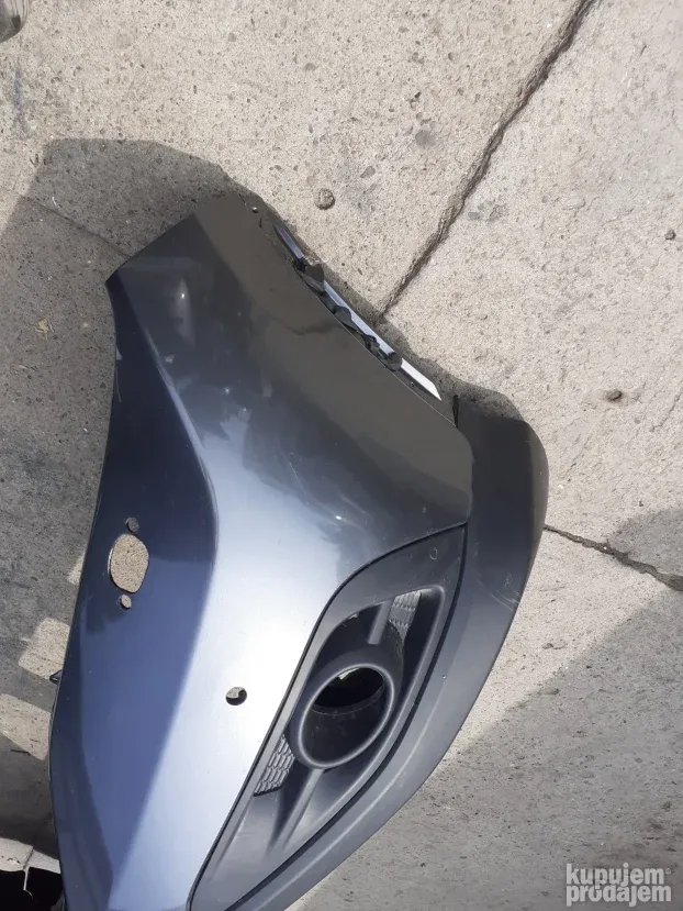 Honda CR-V 4 prednji branik